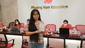 Nộp hồ sơ xin visa